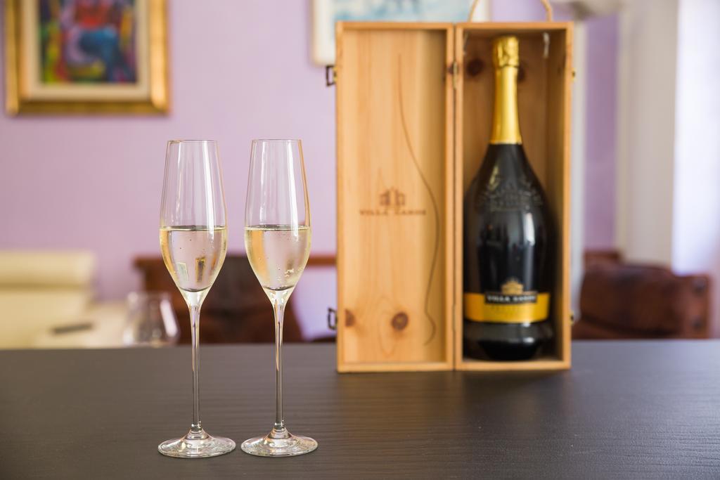 Domus Regis Bed & Breakfast Cagliari Eksteriør bilde
